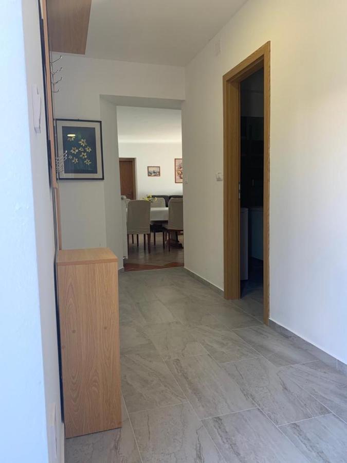 Apartman Dalija Vinkuran Exterior photo